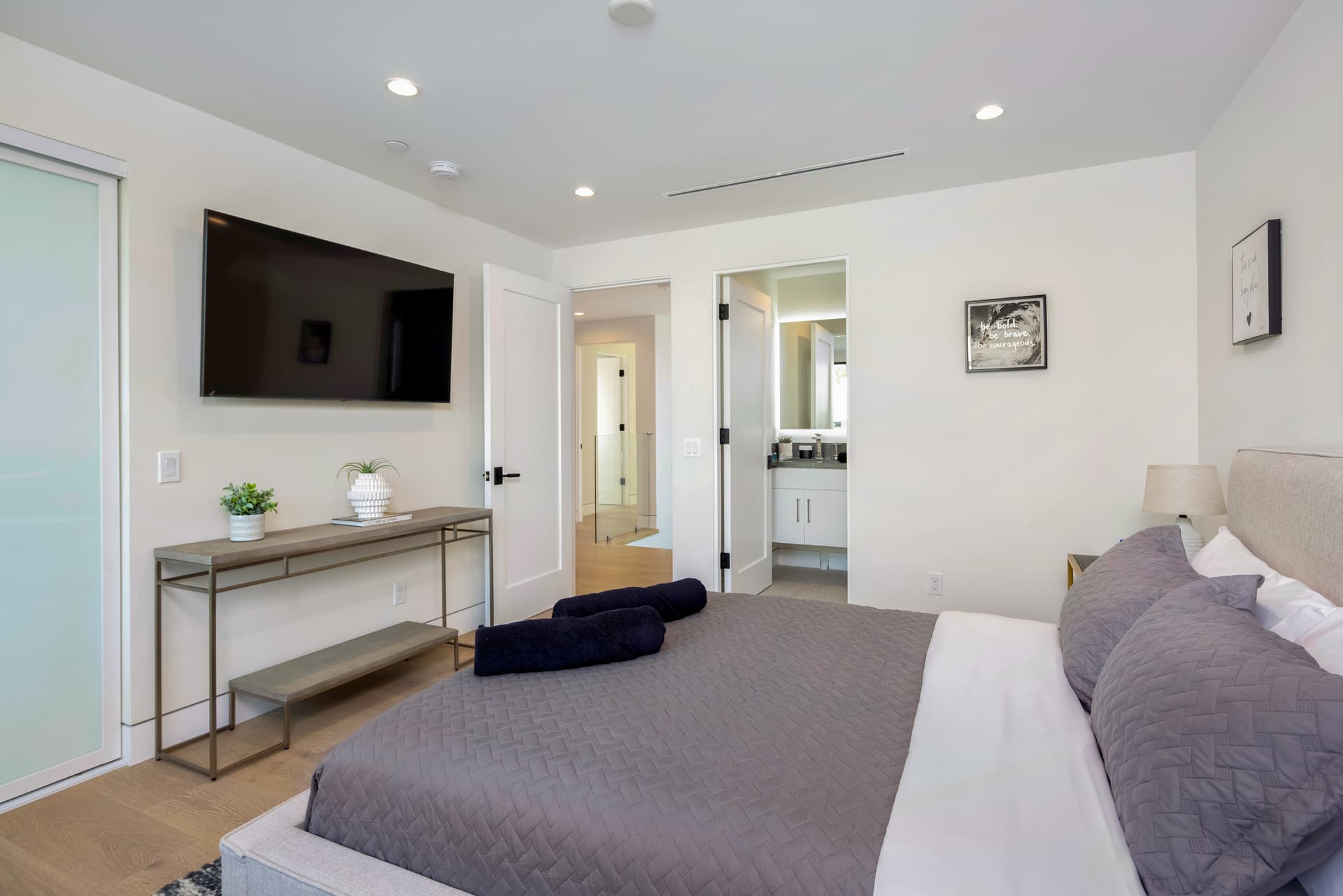 Waring Villa - Image 13