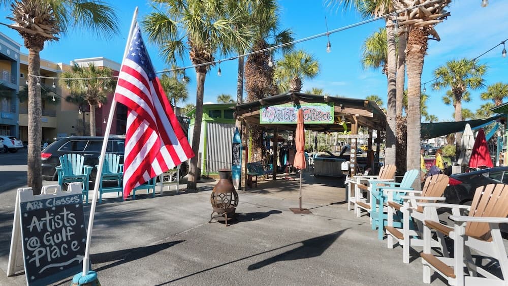 Lynda Lou’s - Image 47