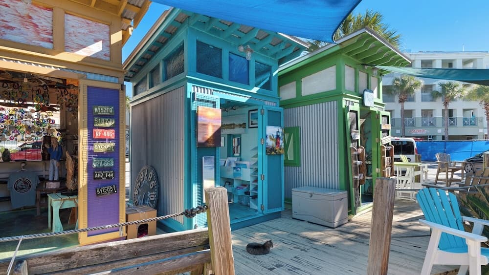 Lynda Lou’s - Image 48