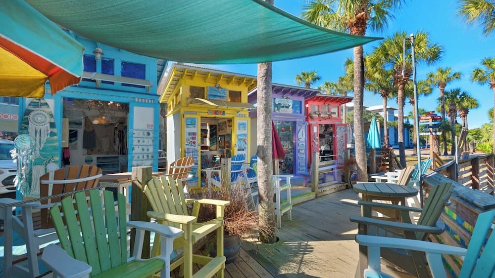 Lynda Lou’s - Image 51