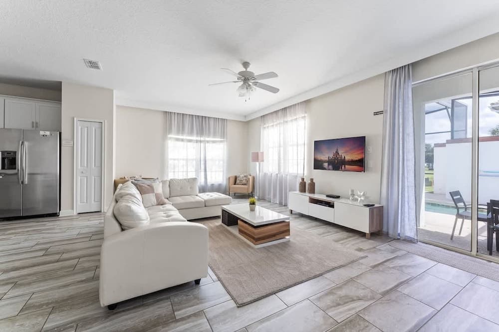 Starry Villa - Image 2