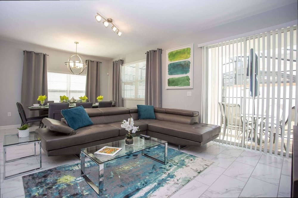 Bright Vale - Image 4