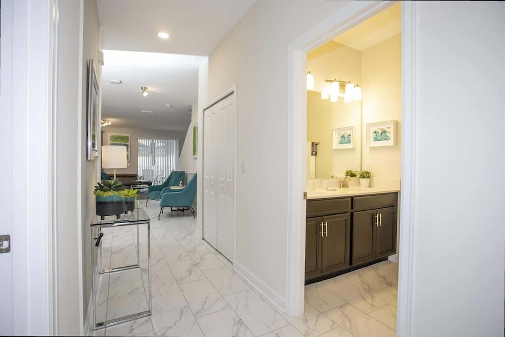 Bright Vale - Image 9