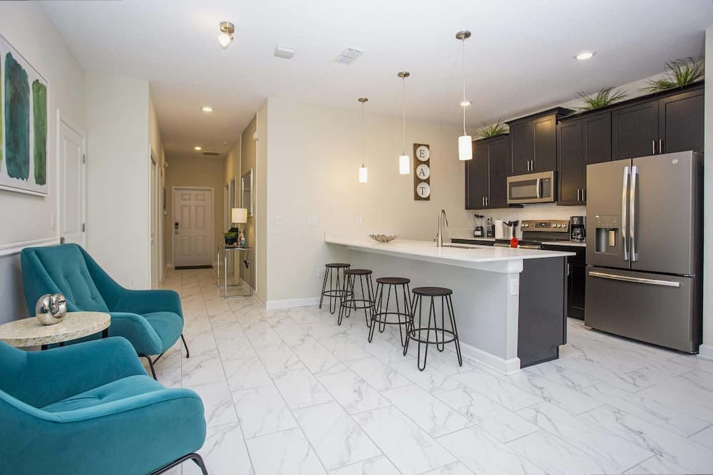 Bright Vale - Image 5