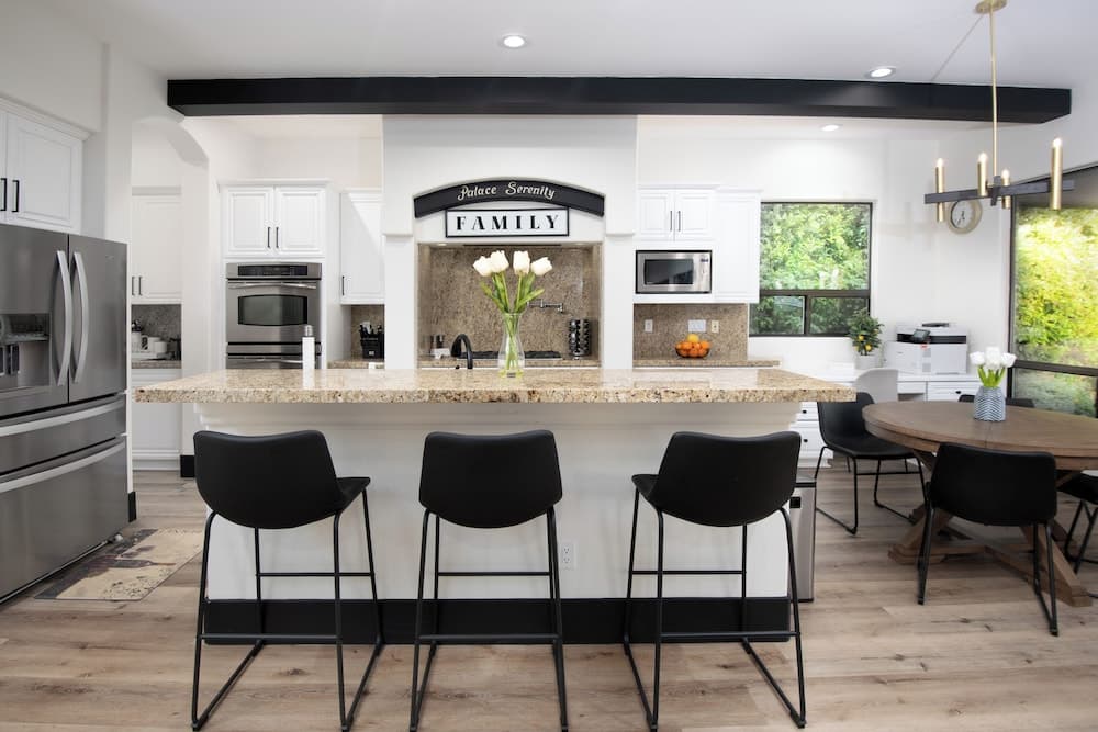 Resort Style Entertainer Villa - Image 5