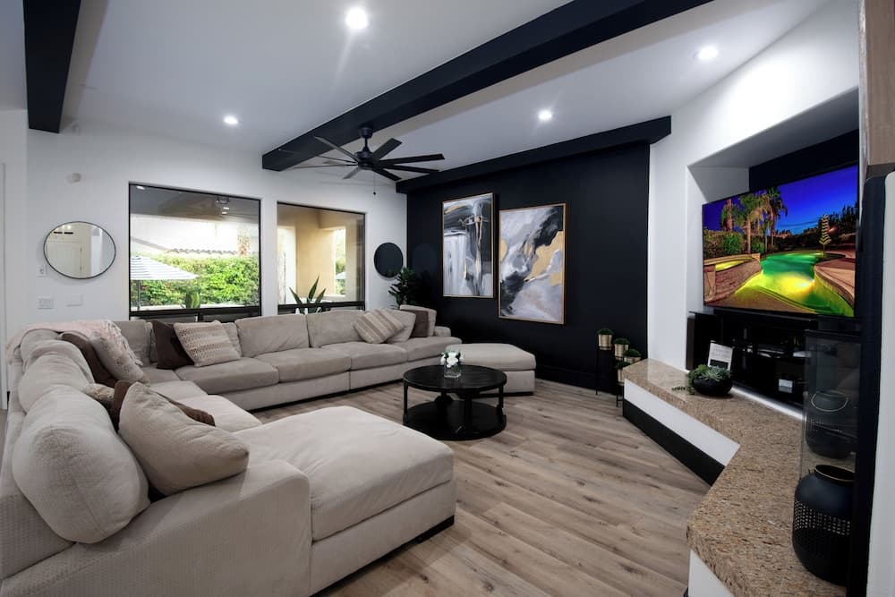 Resort Style Entertainer Villa - Image 4