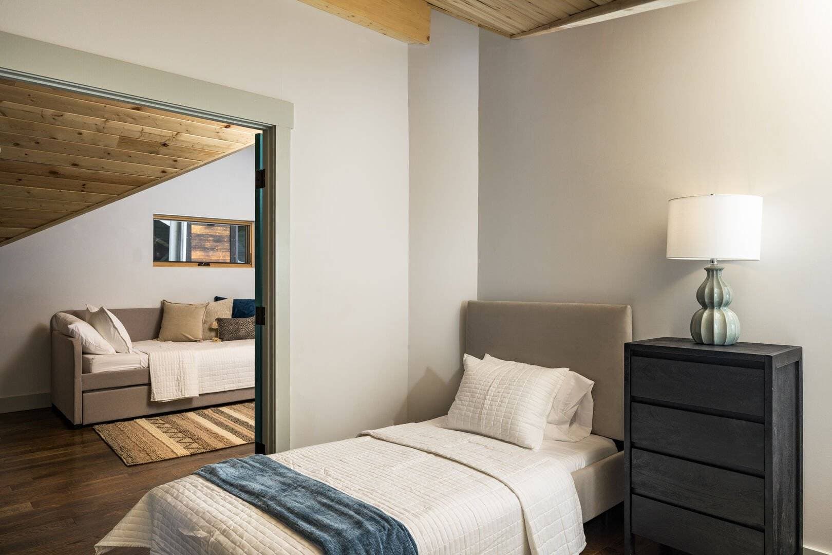 Mountain Manor - Image 40