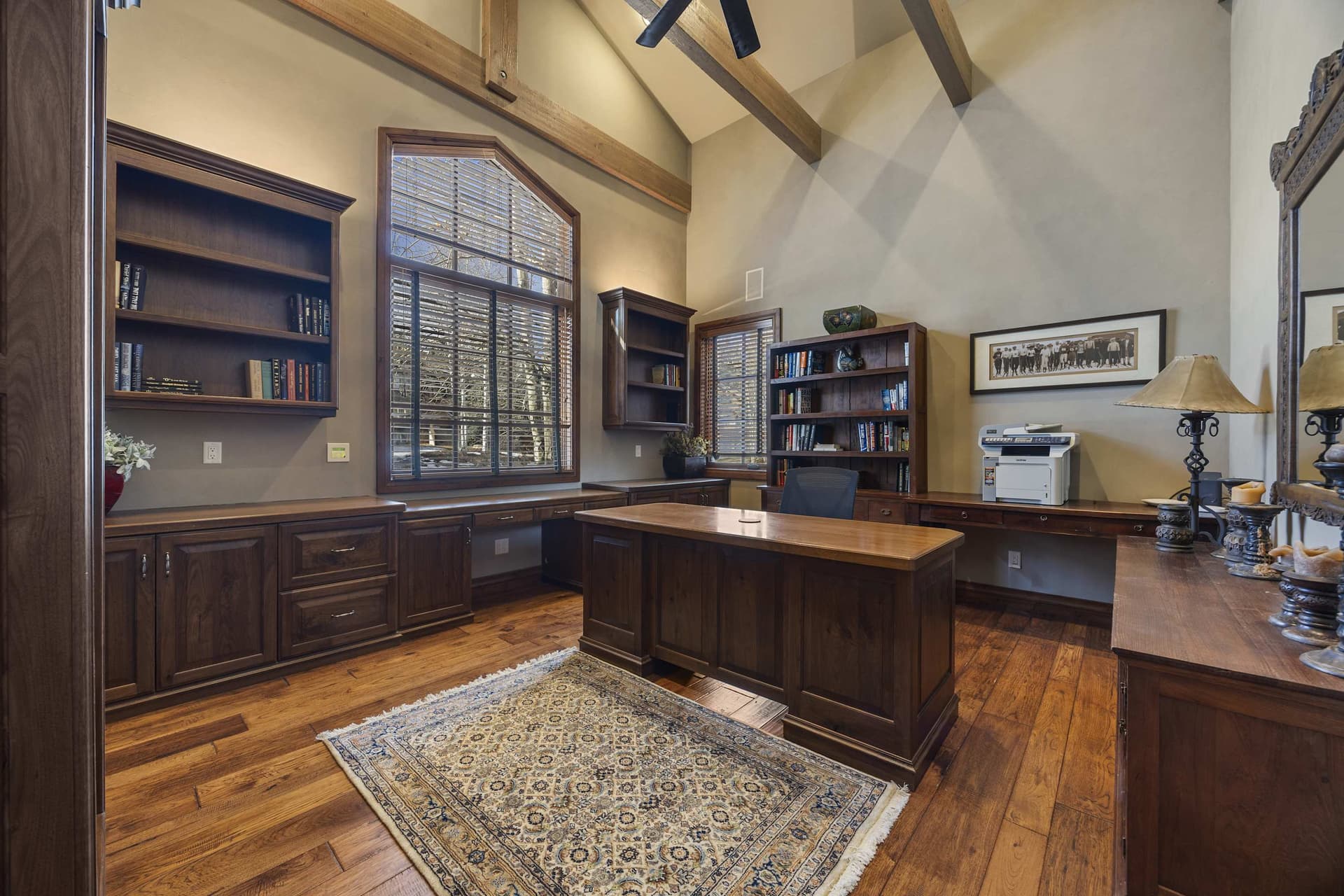 Luxury Mountain Retreat - Image 9