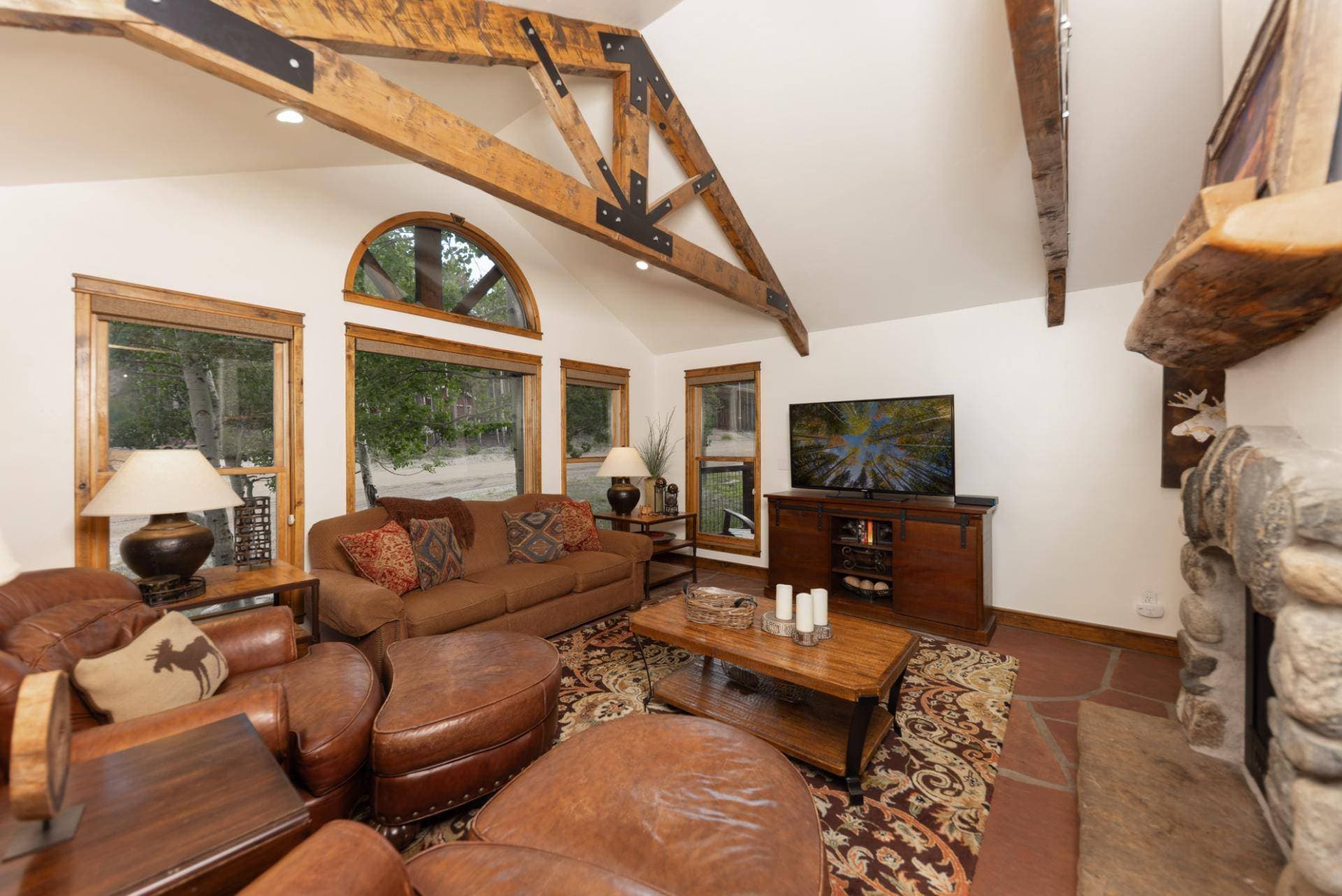 Lodge at Ski Hill - Image 1