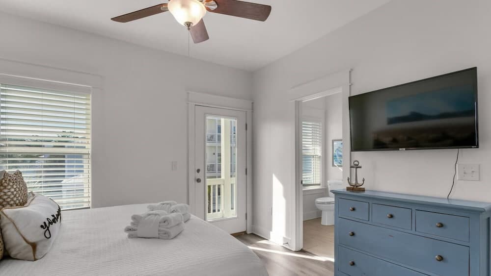 Serene Near the Sea - Image 8