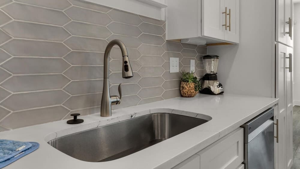 Serene Near the Sea - Image 18