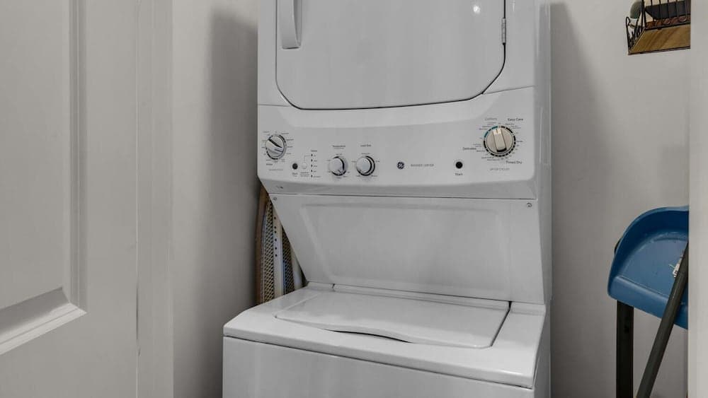 Serene Near the Sea - Image 26