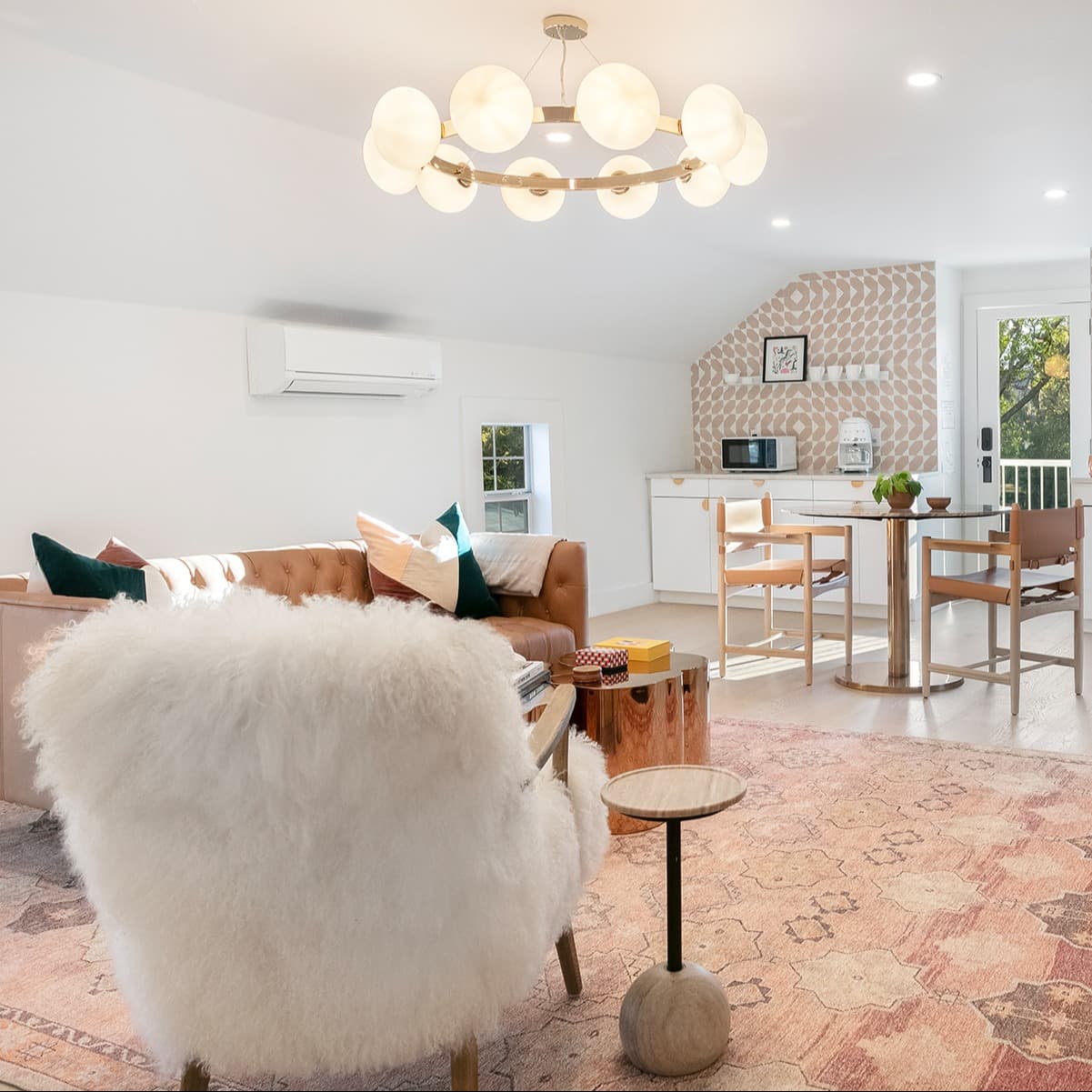 Bubbly Prosecco Home