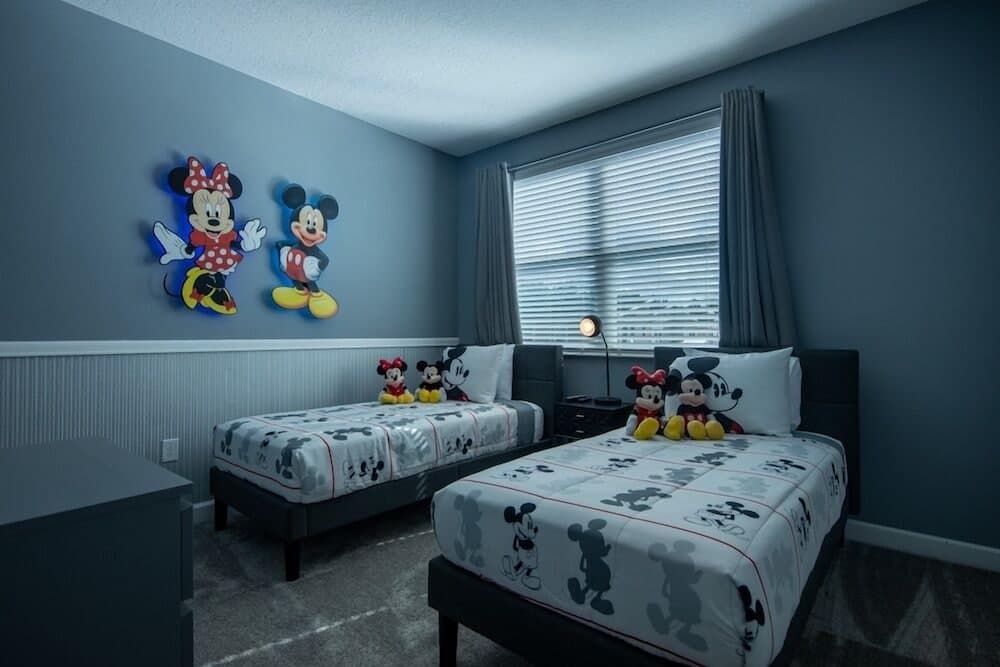 Zenith Square - Image 15