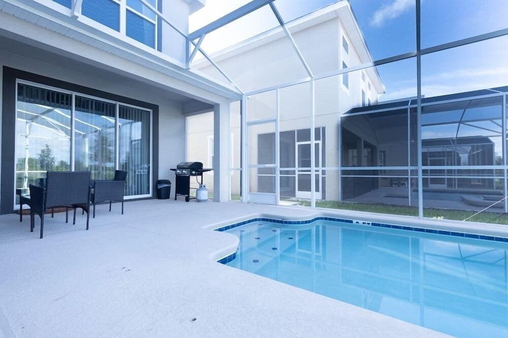 Zenith Square - Image 25