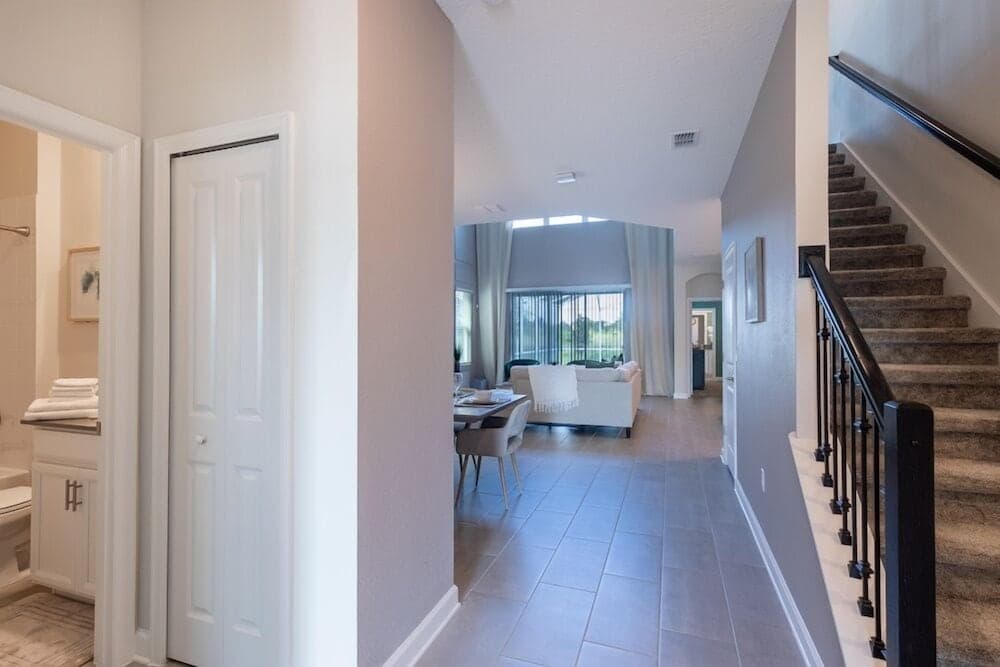 Zenith Square - Image 2