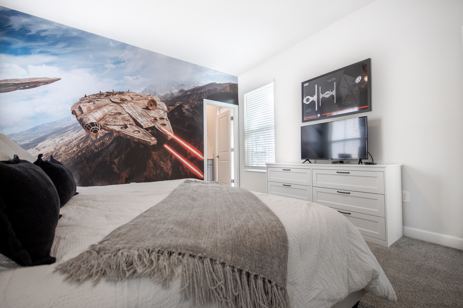 Bright Place - Image 17