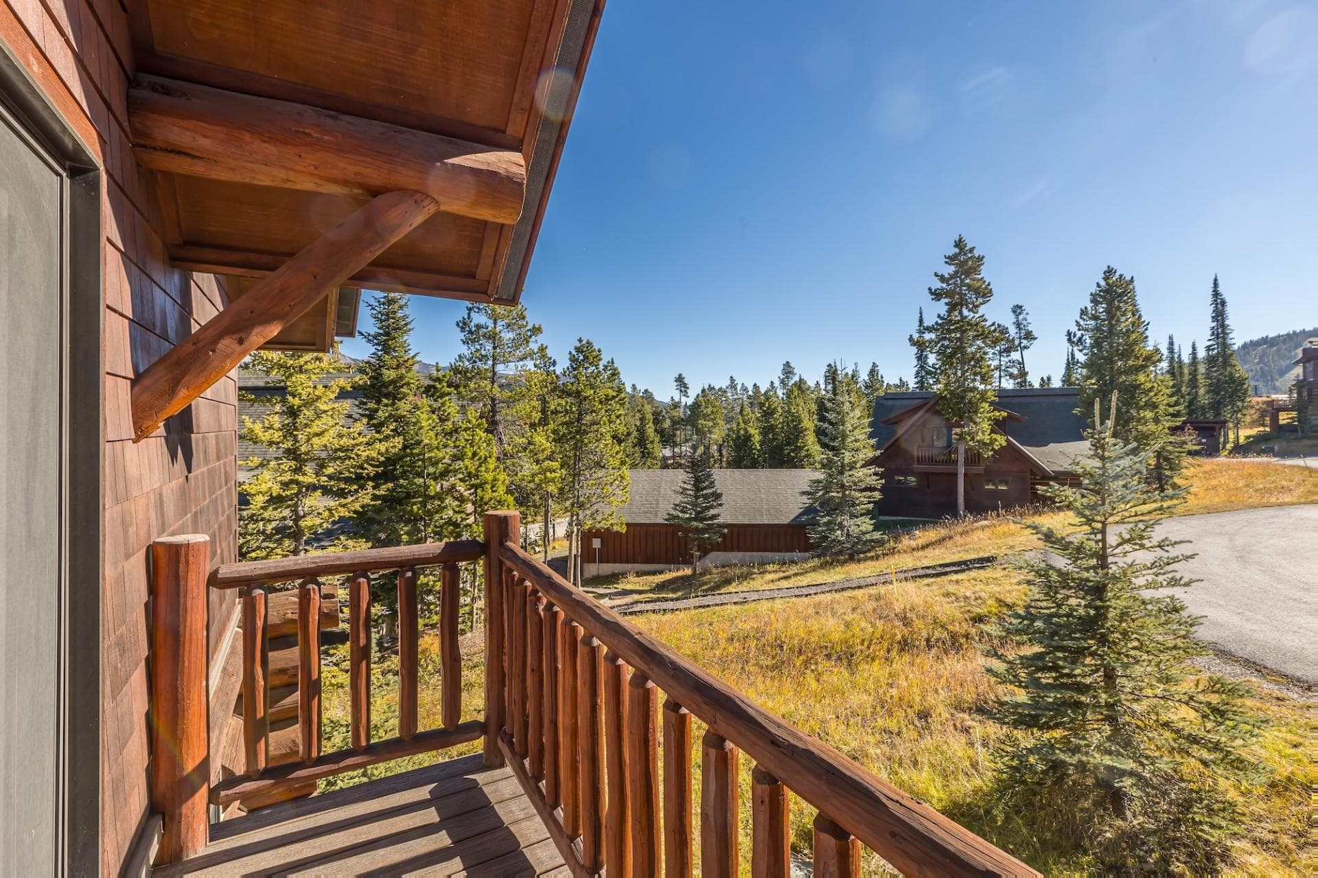 Chief Gull Cabin - Image 36