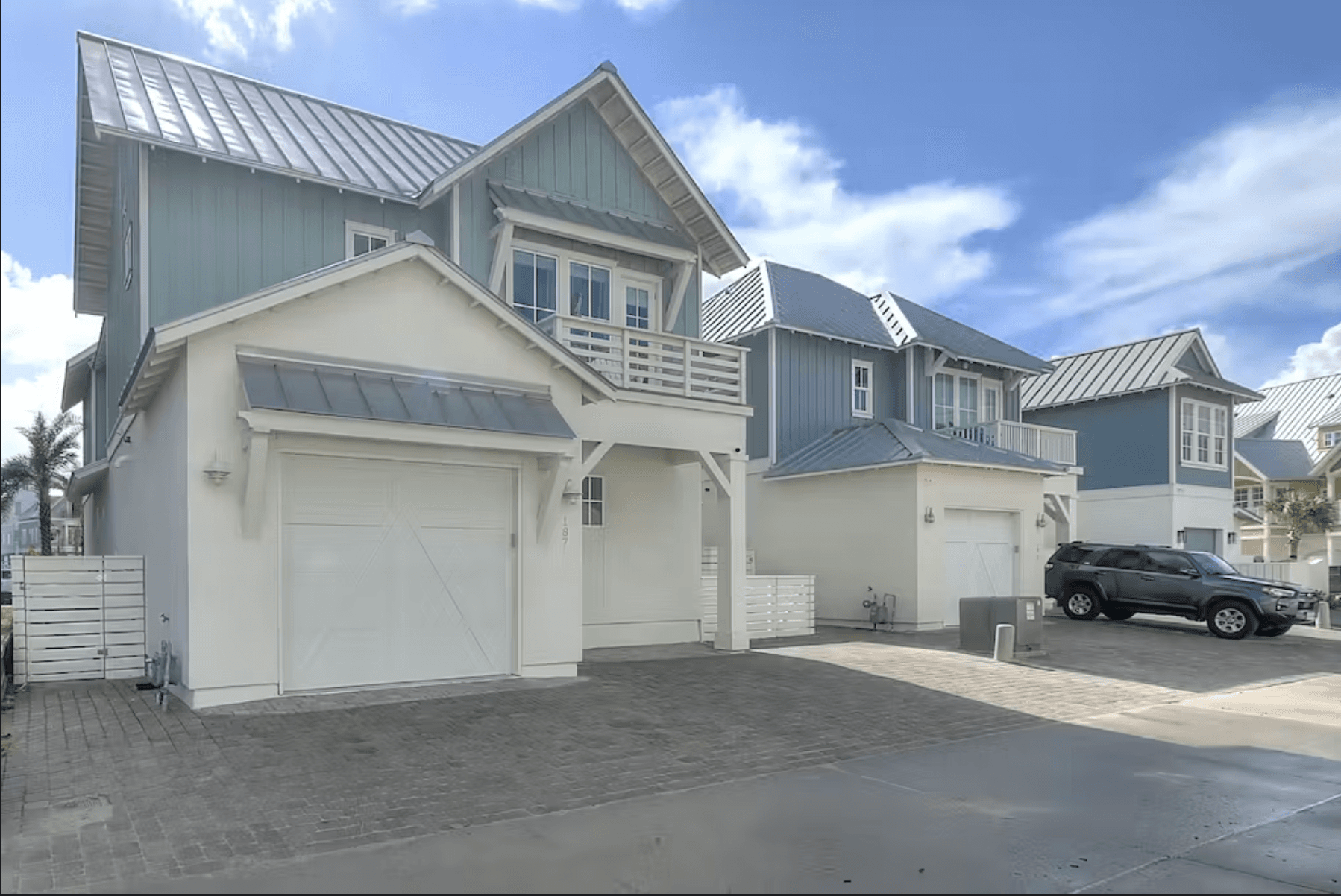 Coastal Happy Ours - Image 44