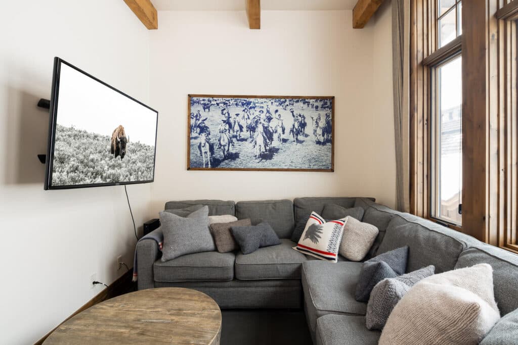 Spur Road Villa - Image 43