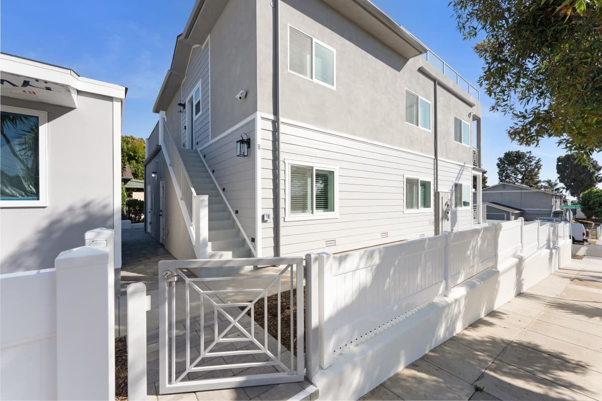 Oceanside Coastal Retreat - Unit B - Image 30