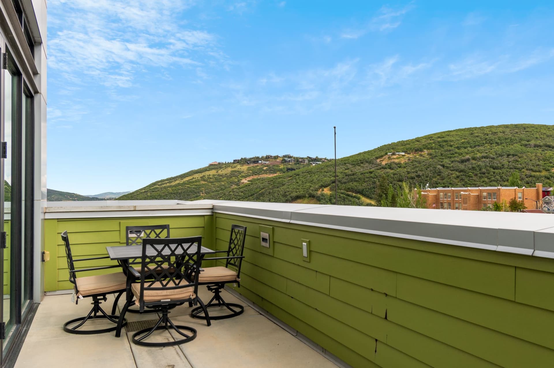 The Penthouse at Parkite - Image 12