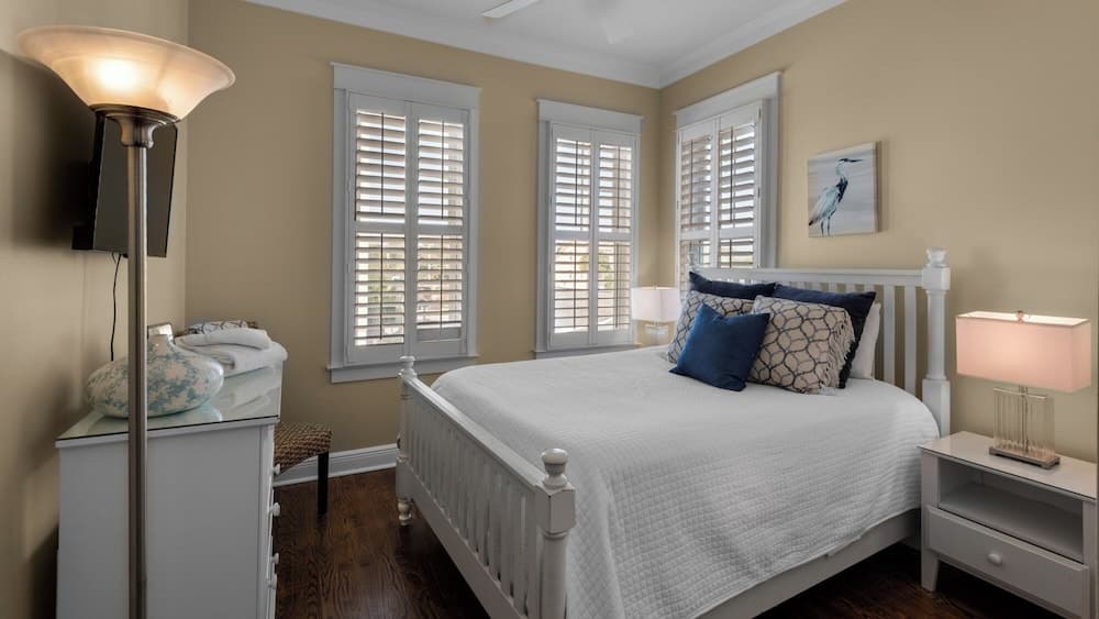 Lovely Day - Image 10