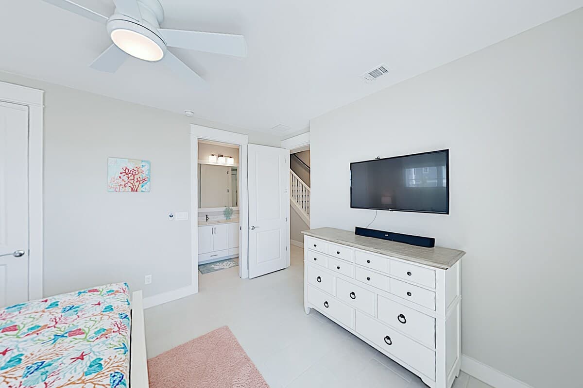 Perfect Pelican House - Image 11