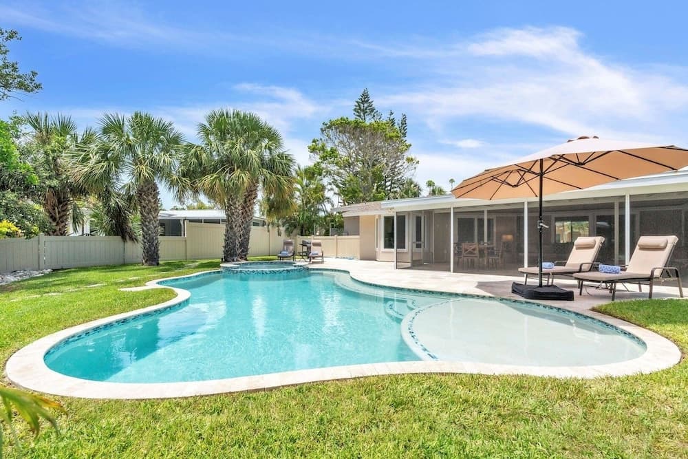 Dock Of The Bay - Image 1