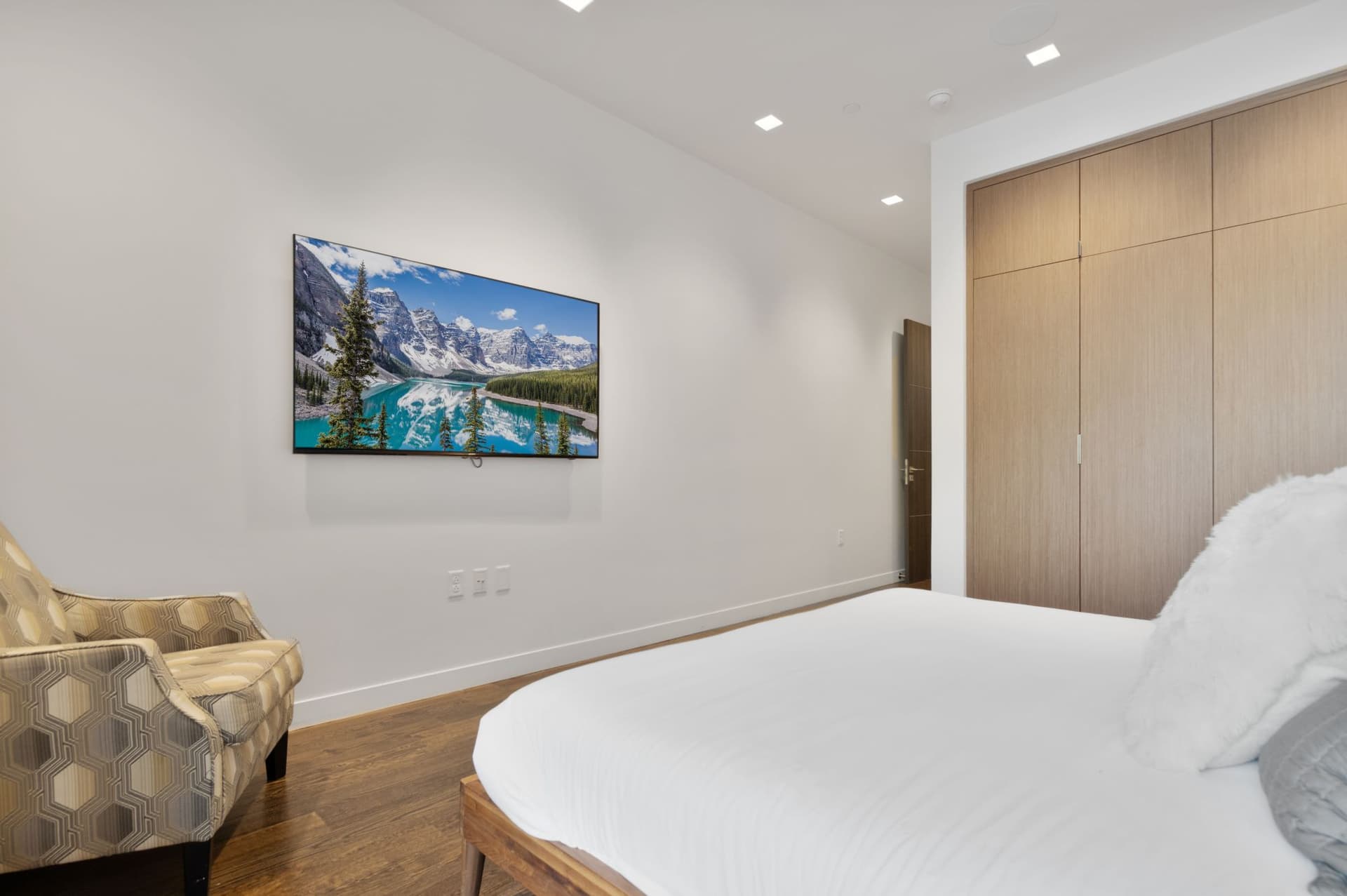 The Penthouse at Parkite - Image 17