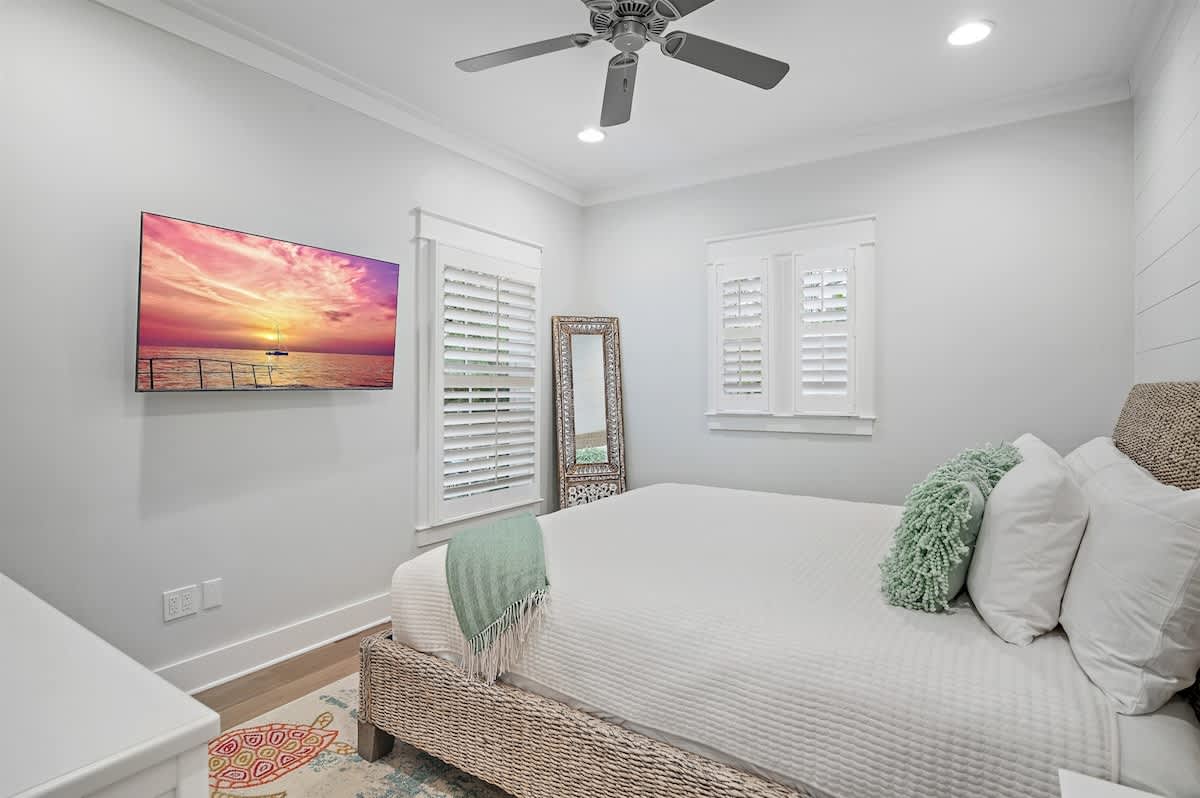 Crab House - Image 19