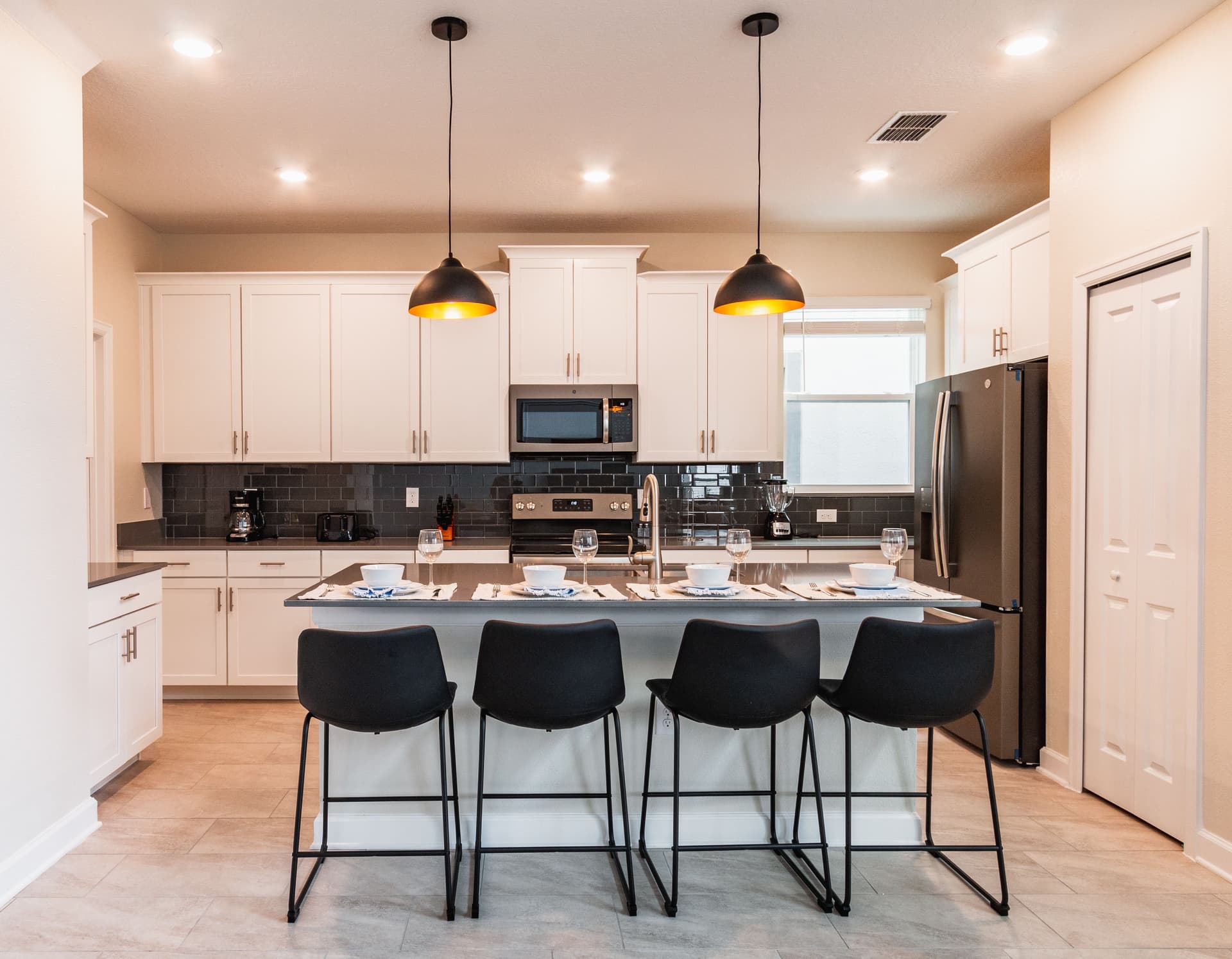 Happy Sanctuary - Image 5