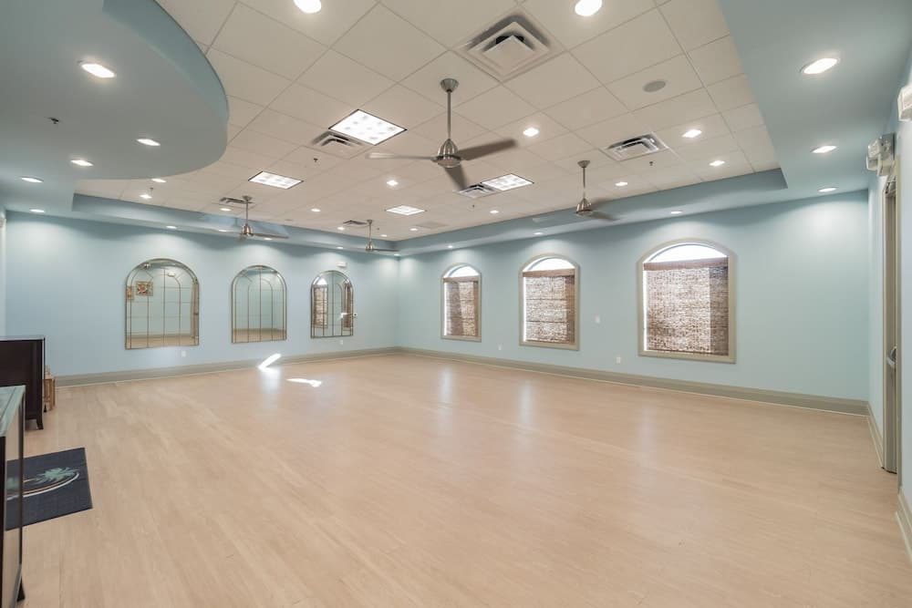 Broad Cedar - Image 31