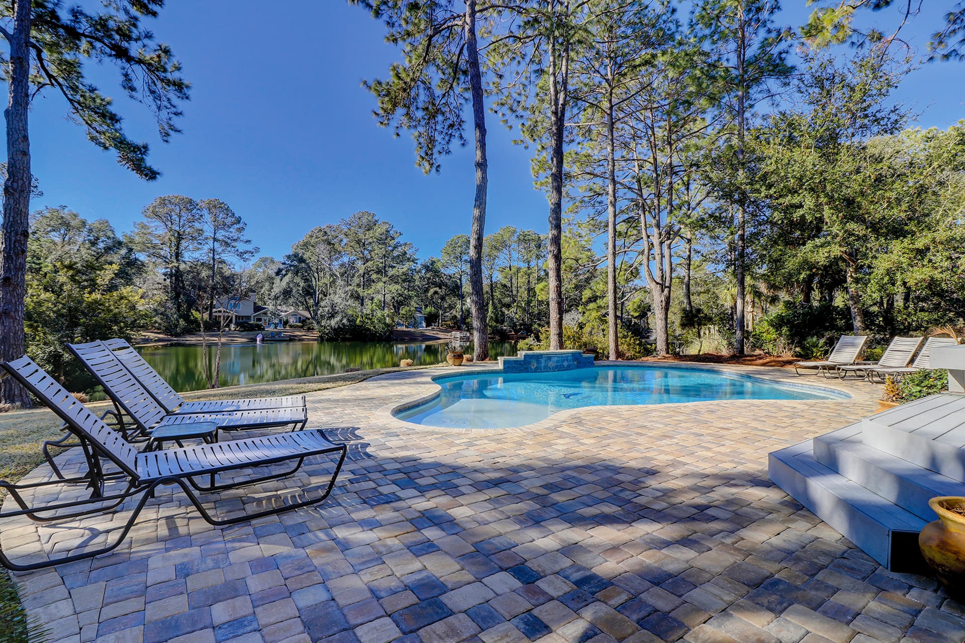 Full Sweep House - Image 33