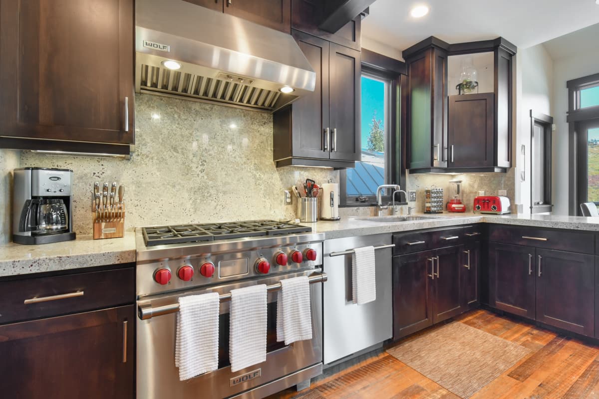 Red Wagon House - Image 12