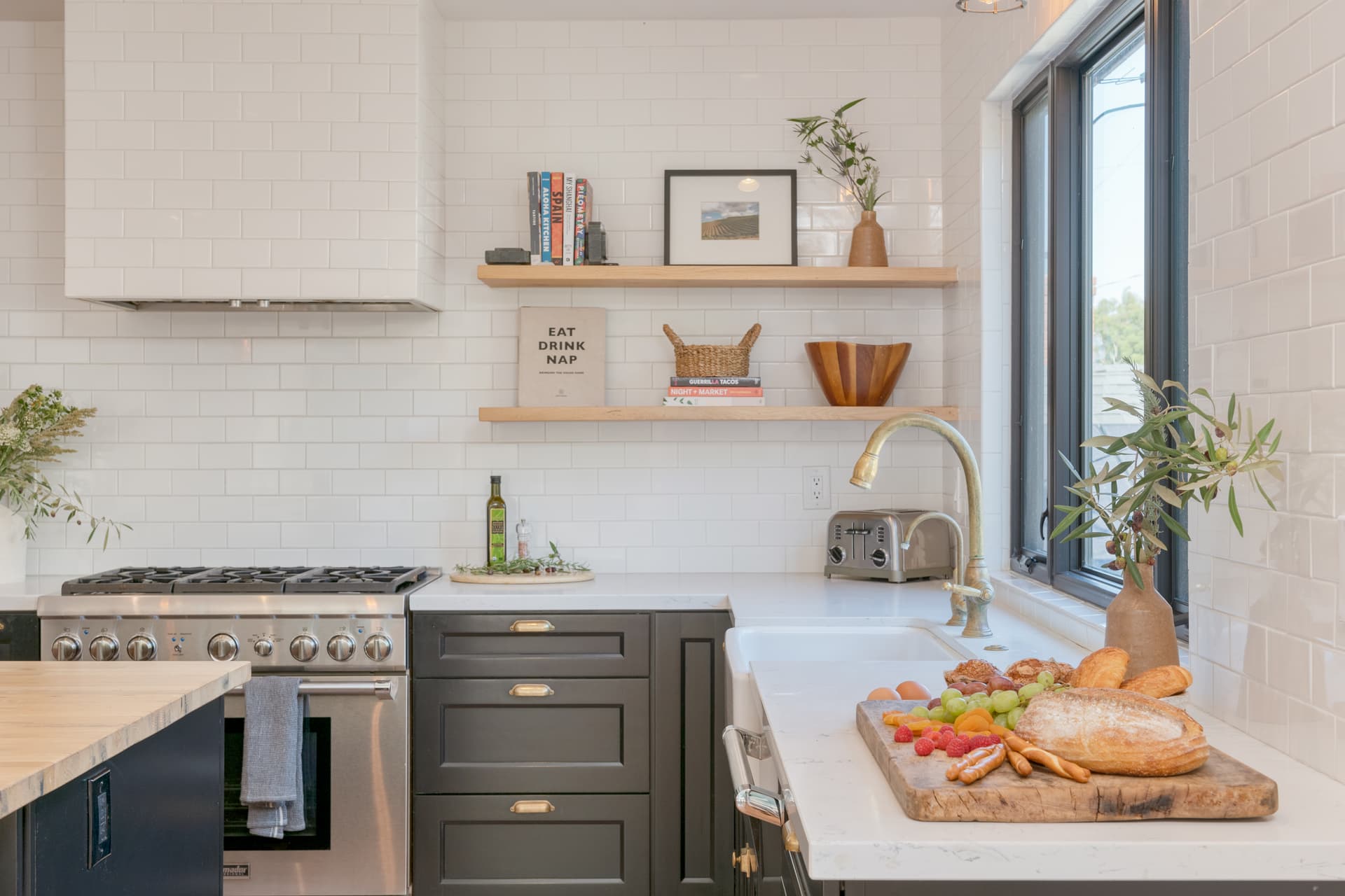 Silver Screen - Image 10