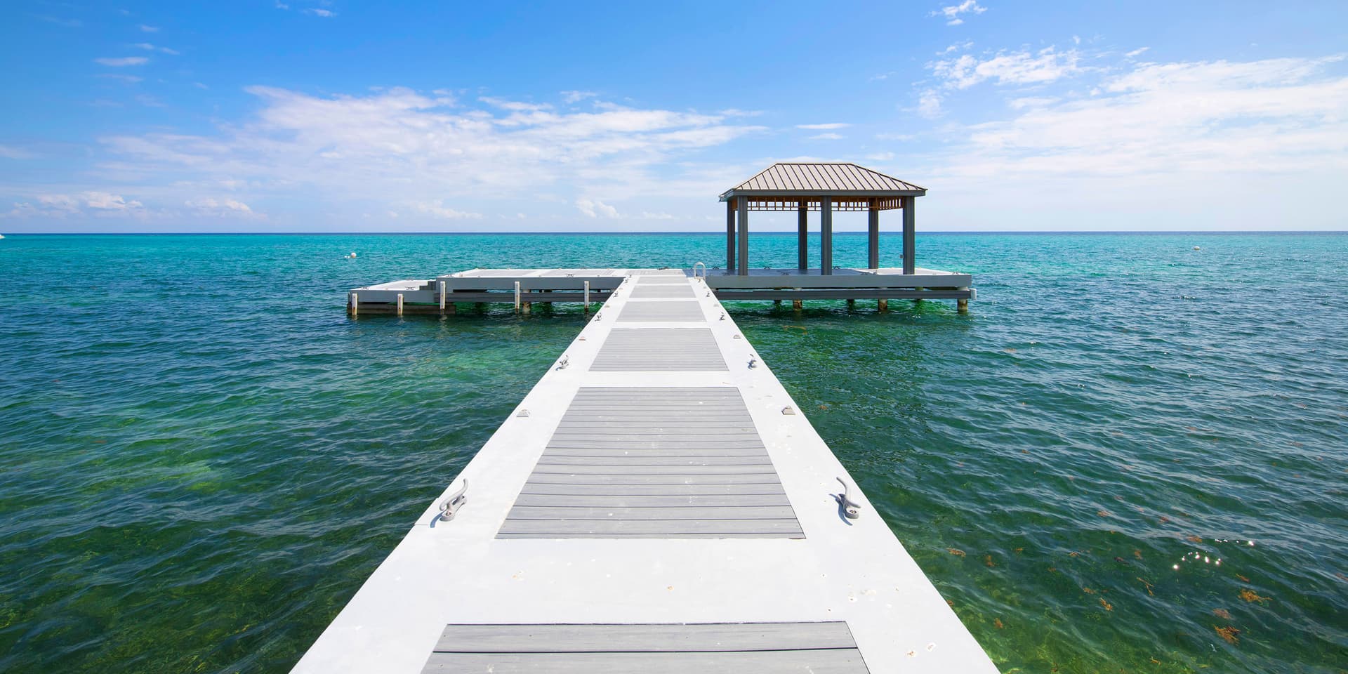 Azure Breeze Haven - Image 19