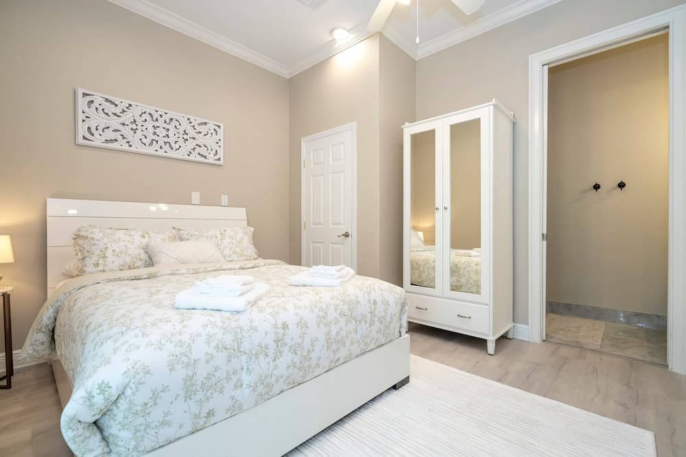 Casablanca at Reunion - Image 24