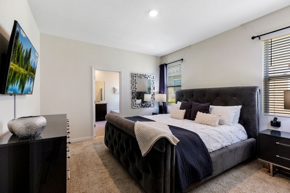 Solterra Lake - Image 15