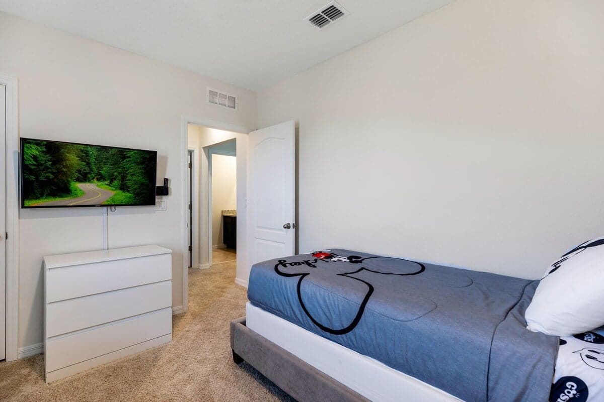 Solterra Lake - Image 24