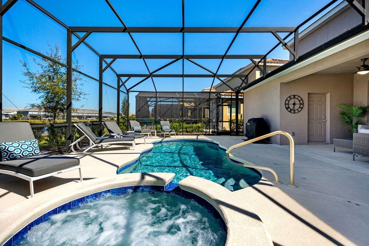 Solterra Lake - Image 34