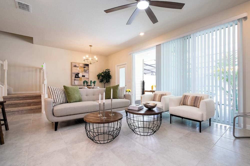 Windsor Island Townhome #3814 - Image 1