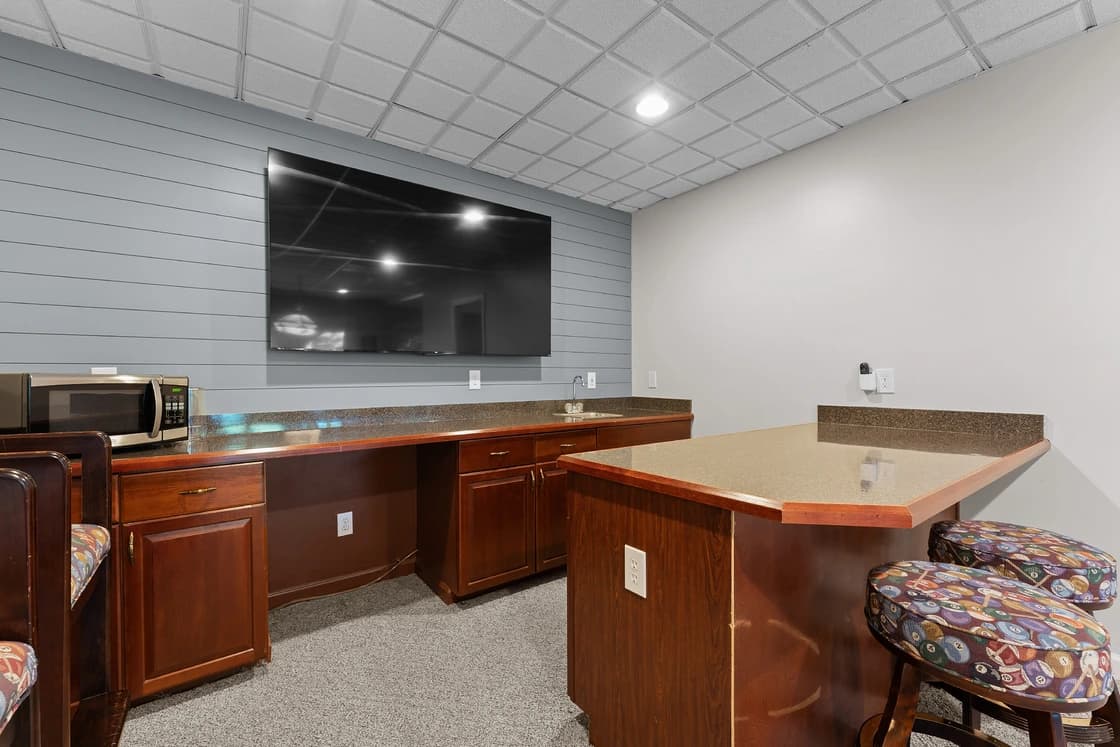 Shoreway Cove - Image 37