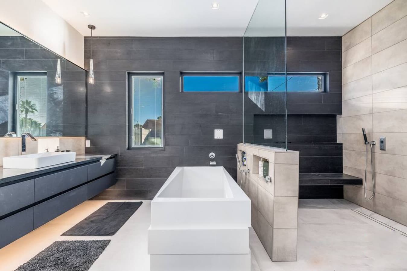 Scottsdale Desert Paradise - Image 29