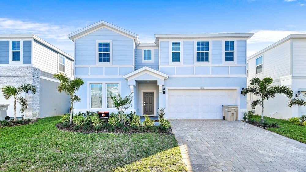 Fancy Villa #3613 - Image 44