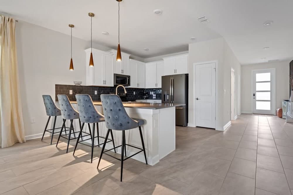 Sunshine Chateau - Image 5