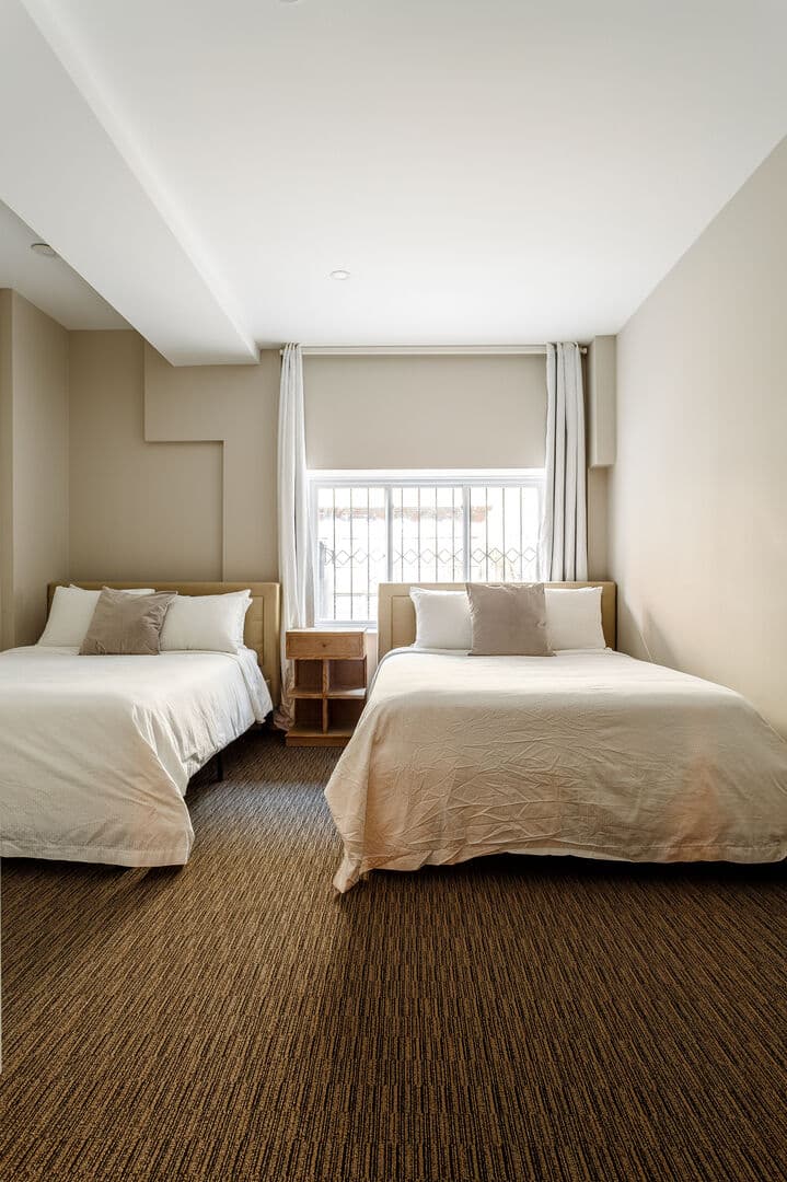 Jeanne Home - Image 13