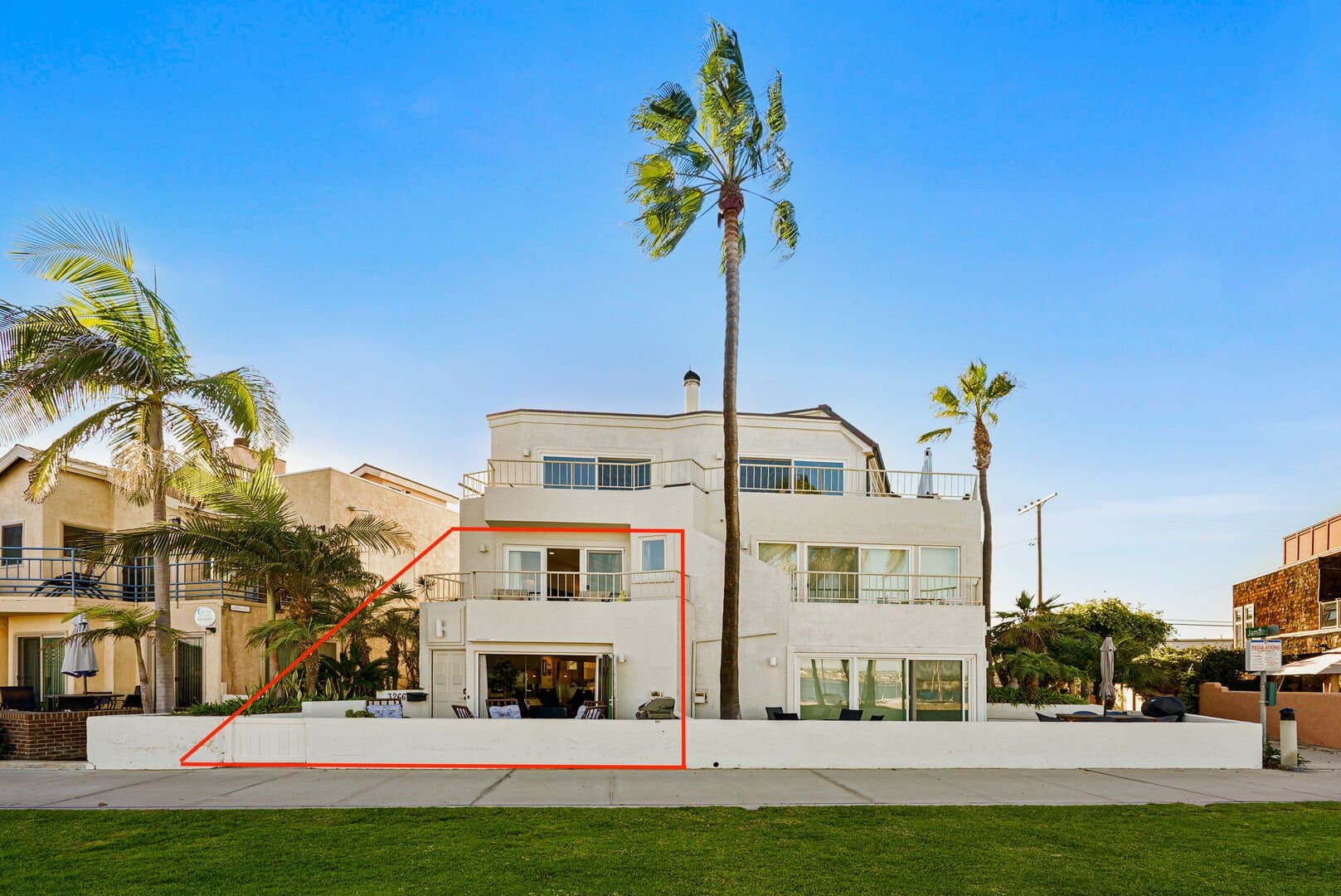 Bayfront Gem House - Image 1
