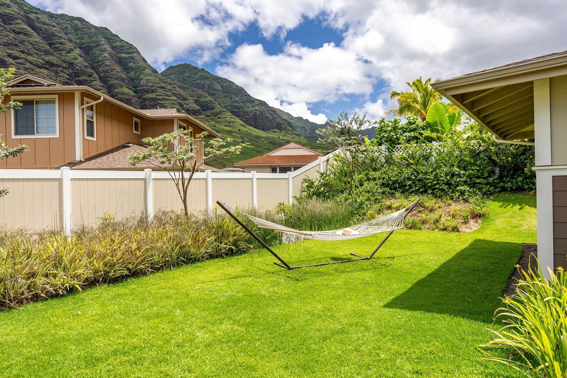 Pakele Oahu - Image 35