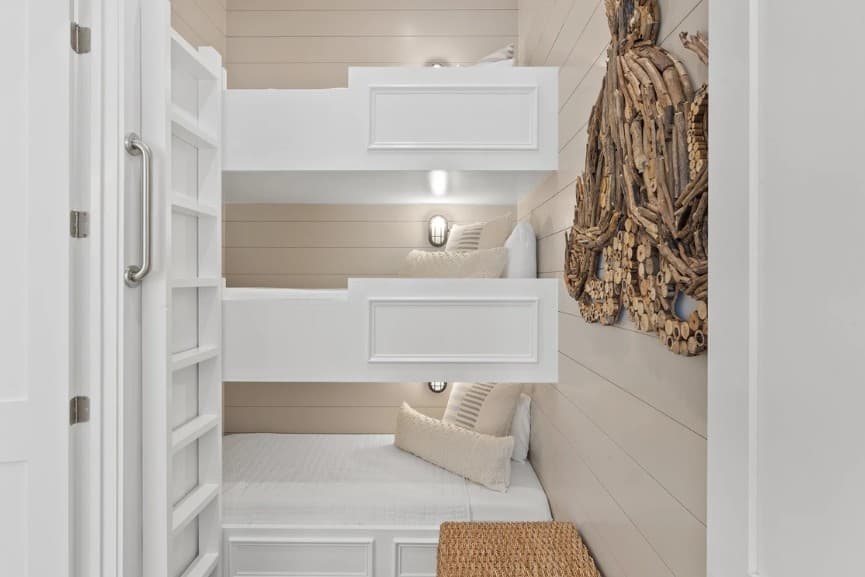 Lone Star Hideaway - Image 30